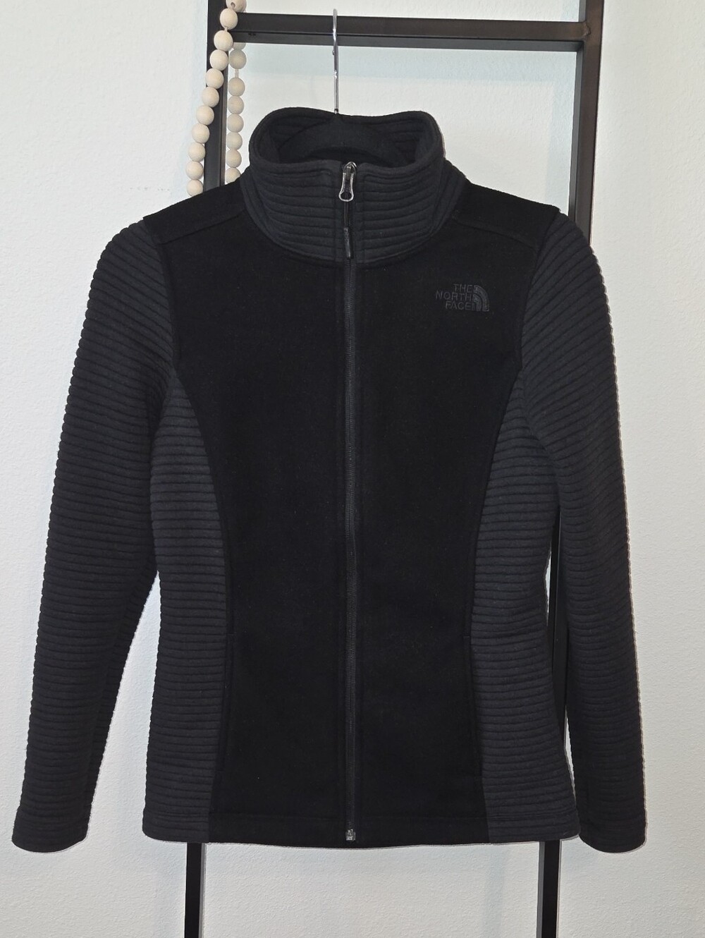 The North Face Indi Full Zip Fleece Jacket Women's XS Black Ribbed